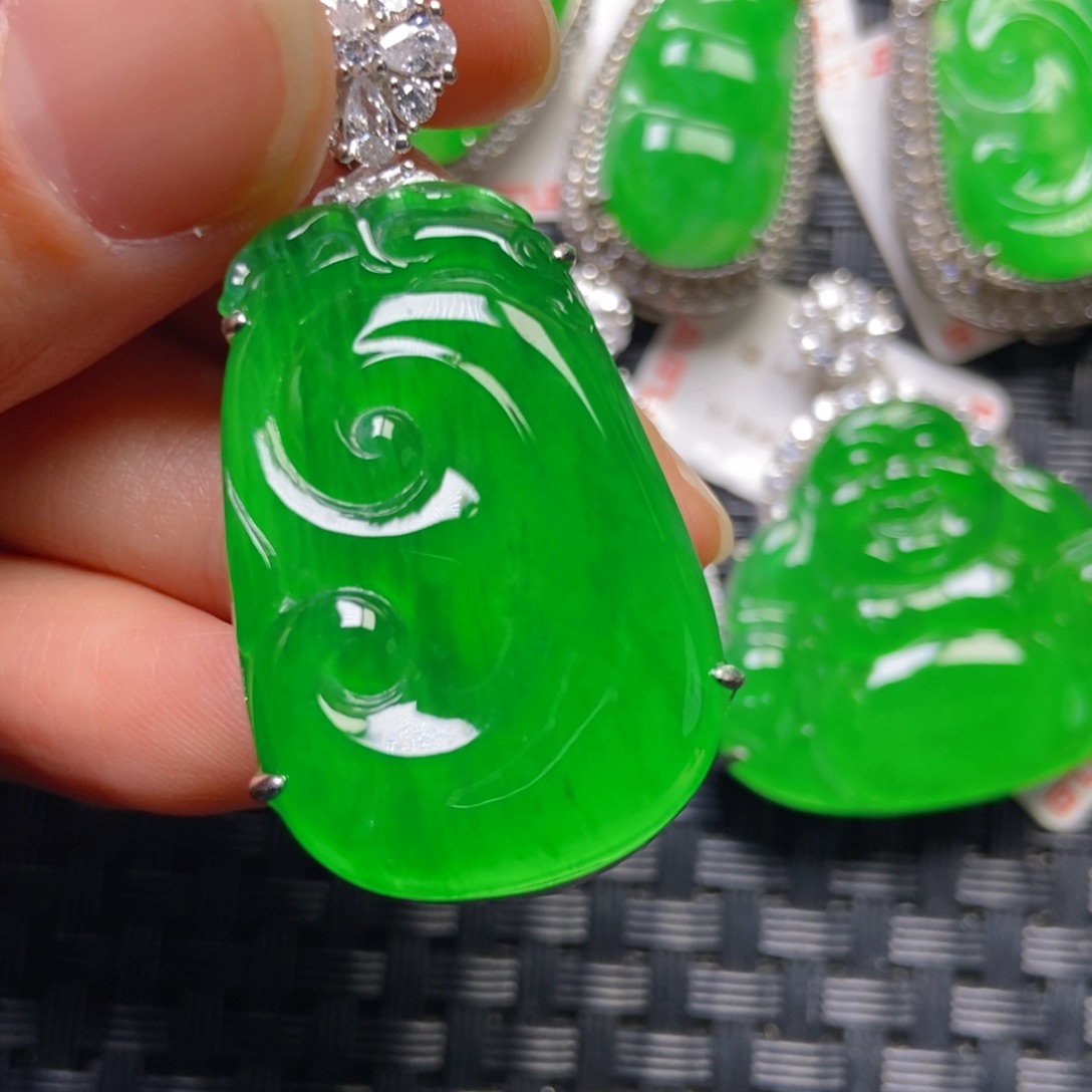 十***月翡翠银S925镶嵌颈饰如意吊坠