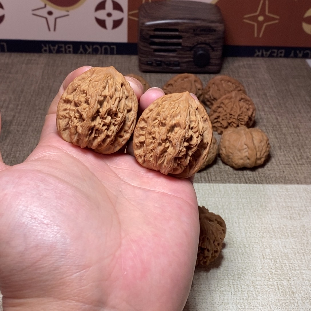 文玩核桃吊坠全品麦穗虎头41尺寸