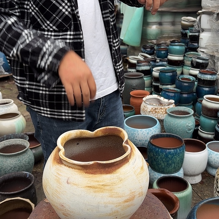 高度24厘米口16厘米瑕疵