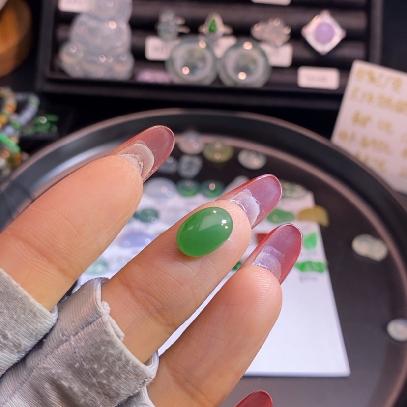 【闪购商品】翡翠挂件未镶嵌蛋面