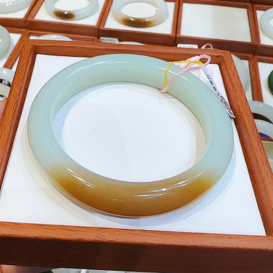 和田玉未镶嵌手镯且末蓝糖58