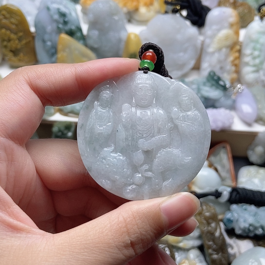 翡翠未镶嵌颈饰翡翠