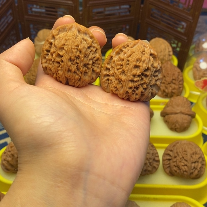 文玩核桃把件41三角疆 维修