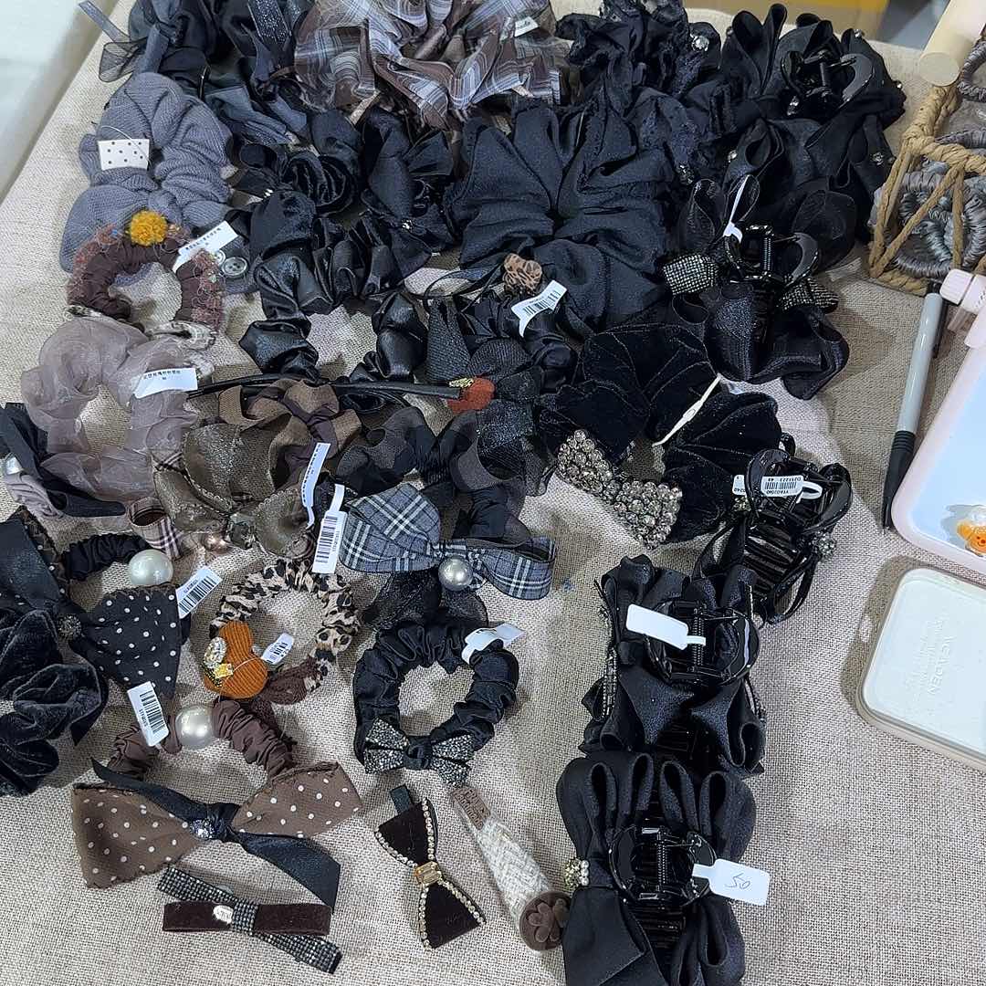 皮质铁合金夹子677