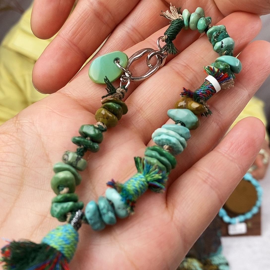 绿松石未镶嵌原矿