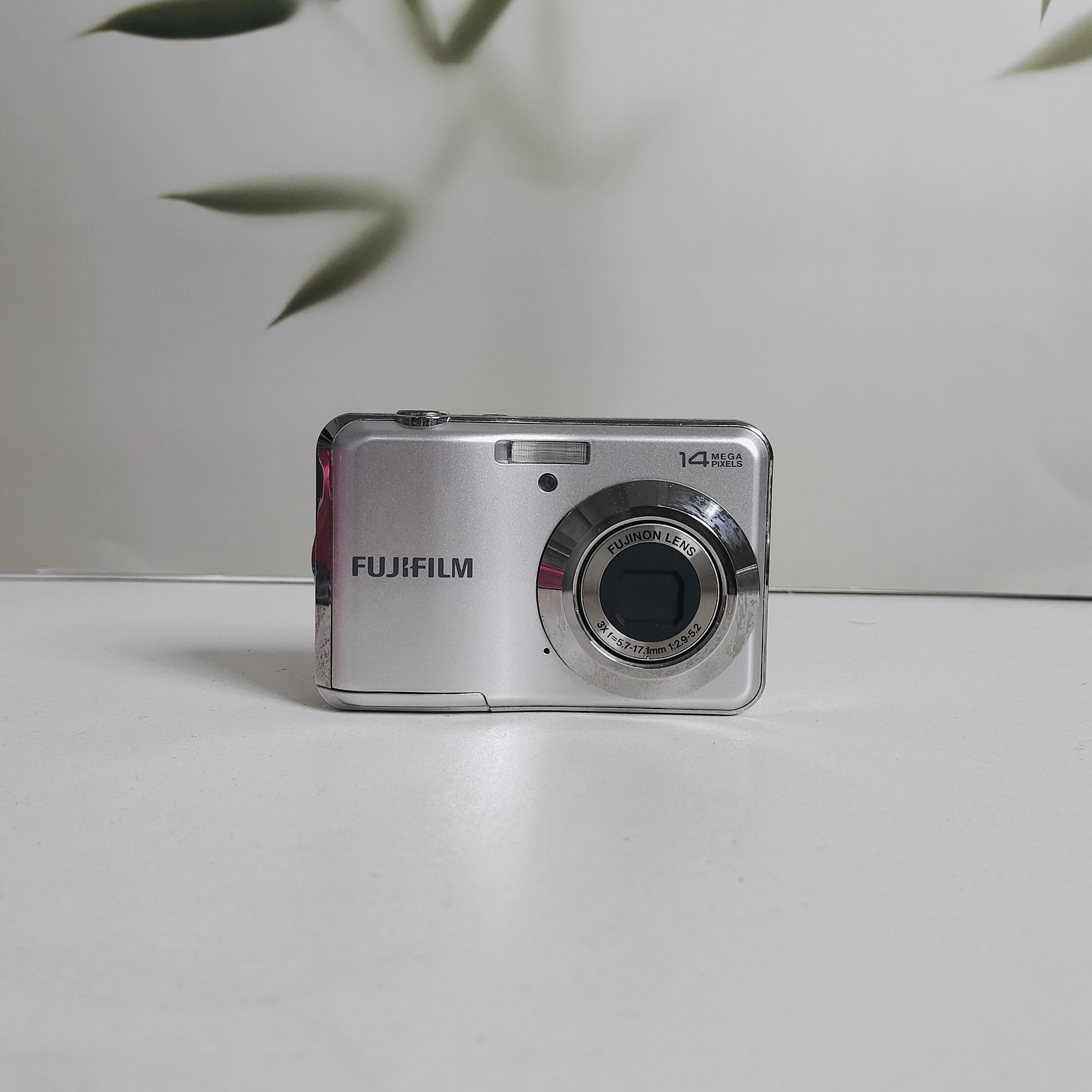 9新 Fujifilm/富士 av210 ccd相机1400万像素3倍光学变焦胶片感