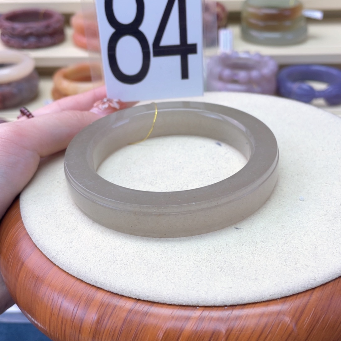 石英质玉未镶嵌手镯