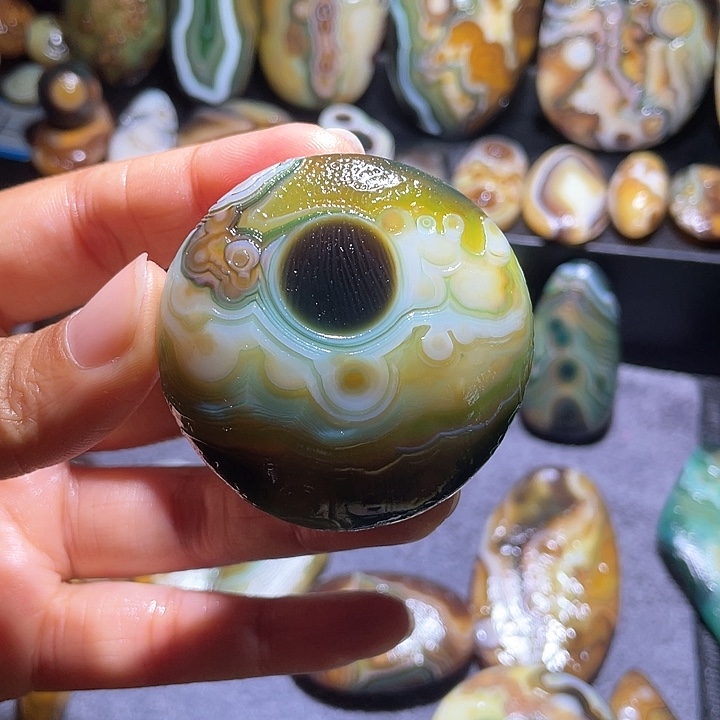 玛瑙/玉髓珠宝奇石未镶嵌