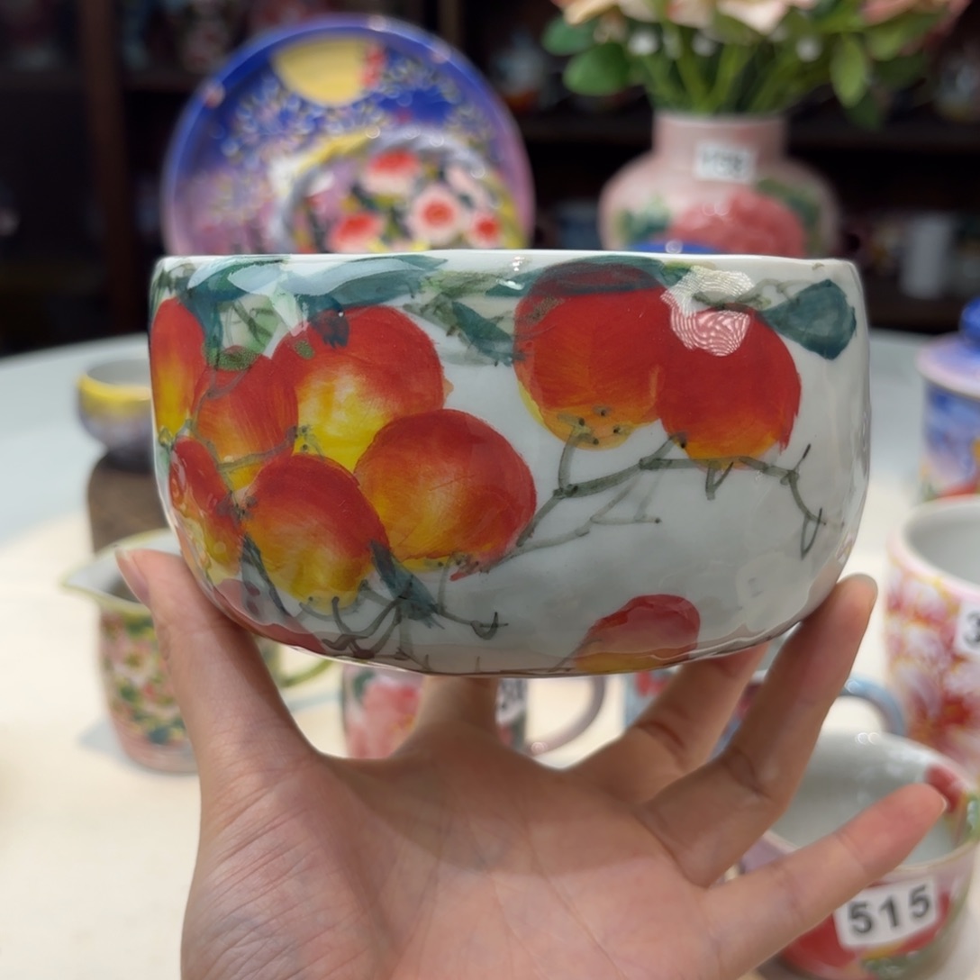 瓷片兔兔好可爱呀打个