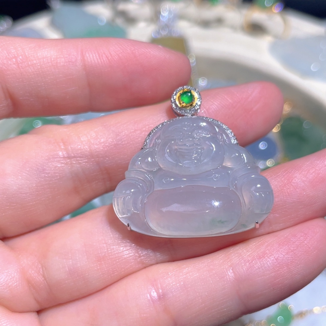 翡翠颈饰18K金镶嵌翡翠