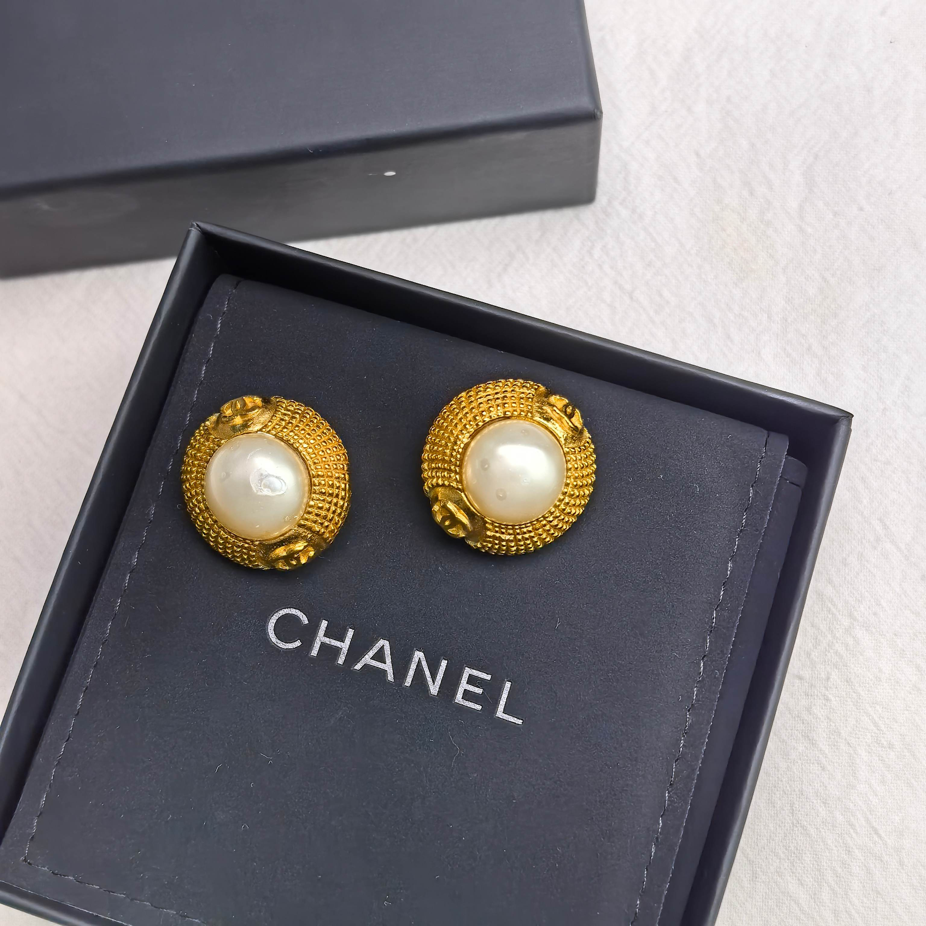 95新 Chanel/香奈儿 泡泡中古Chanel金色小圆盘珍珠耳夹