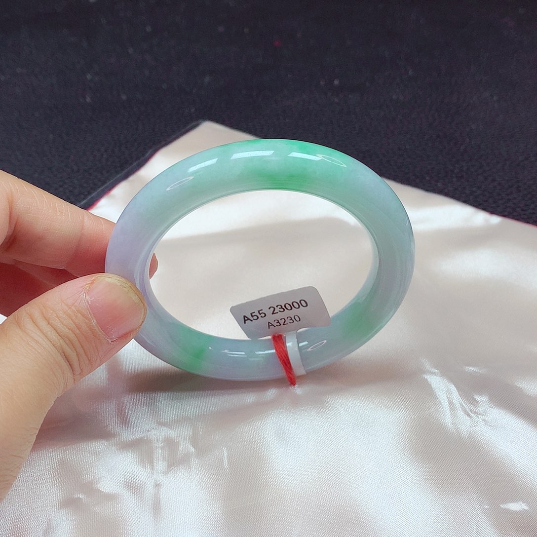 翡翠手镯未镶嵌手镯55