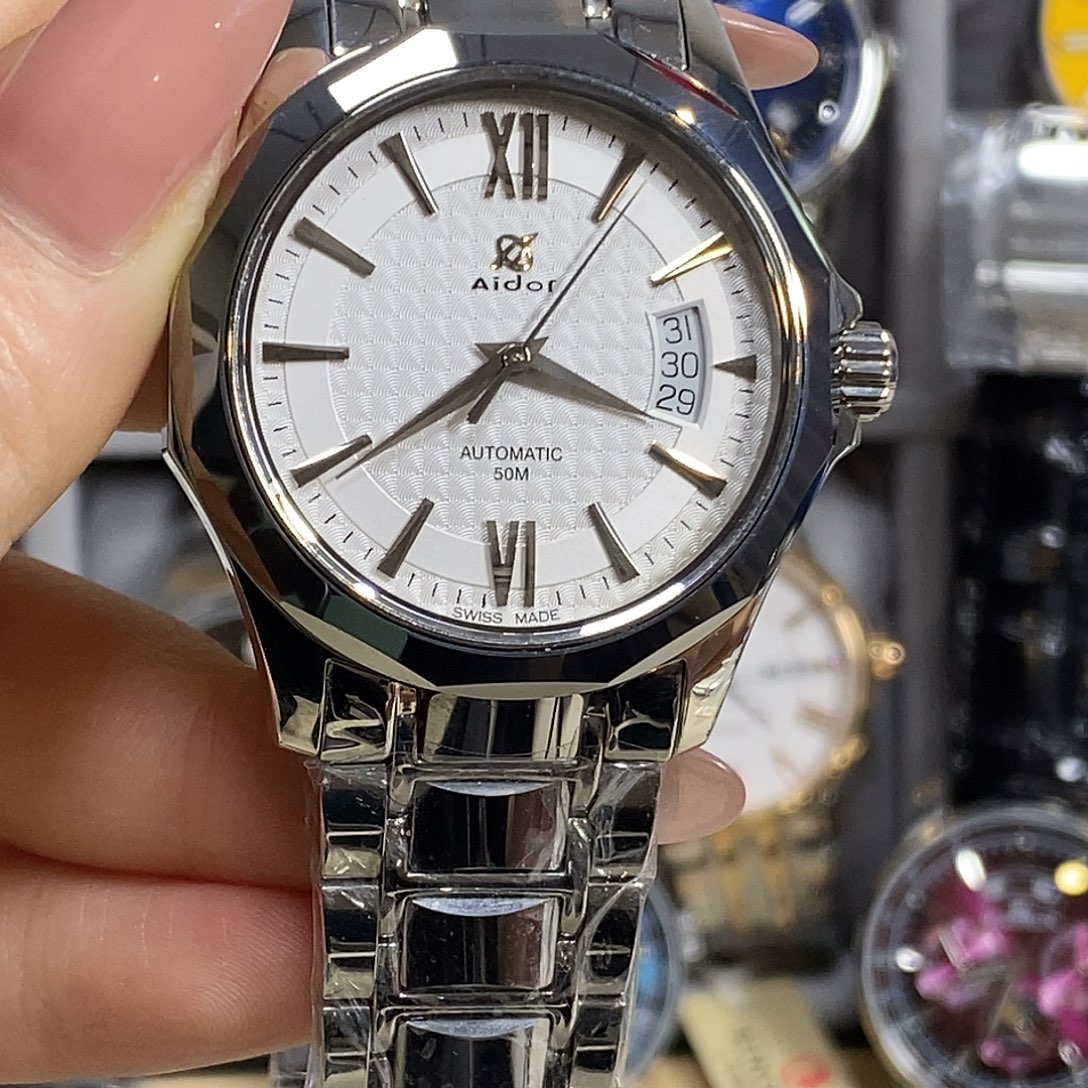 全自动机械男表      