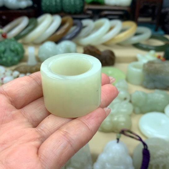 和田玉扳指未镶嵌