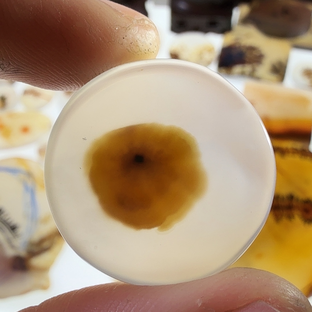 玛瑙/玉髓未镶嵌珠宝半成品