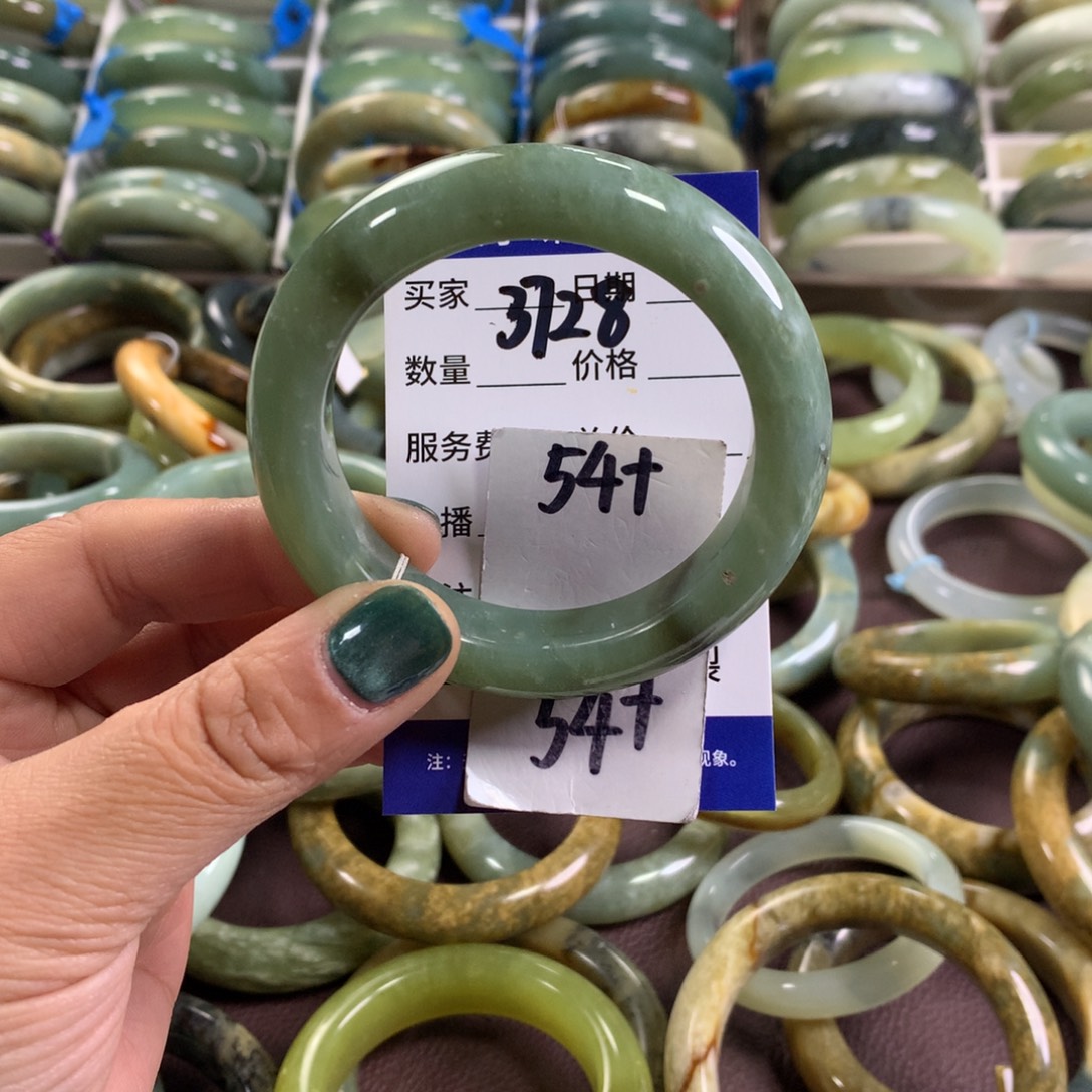 蛇纹石玉未镶嵌手镯3728