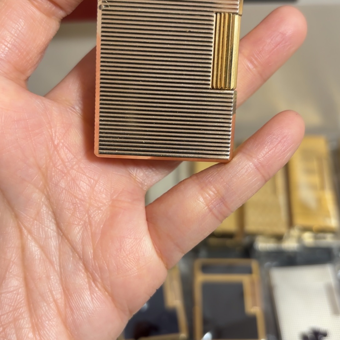 都登卡中古打火机