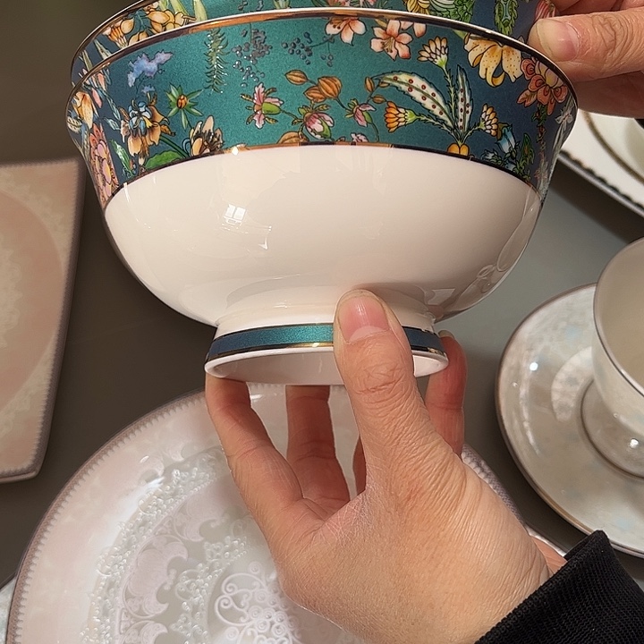 瓷片微瑕骨瓷面碗两个绿野仙踪6寸