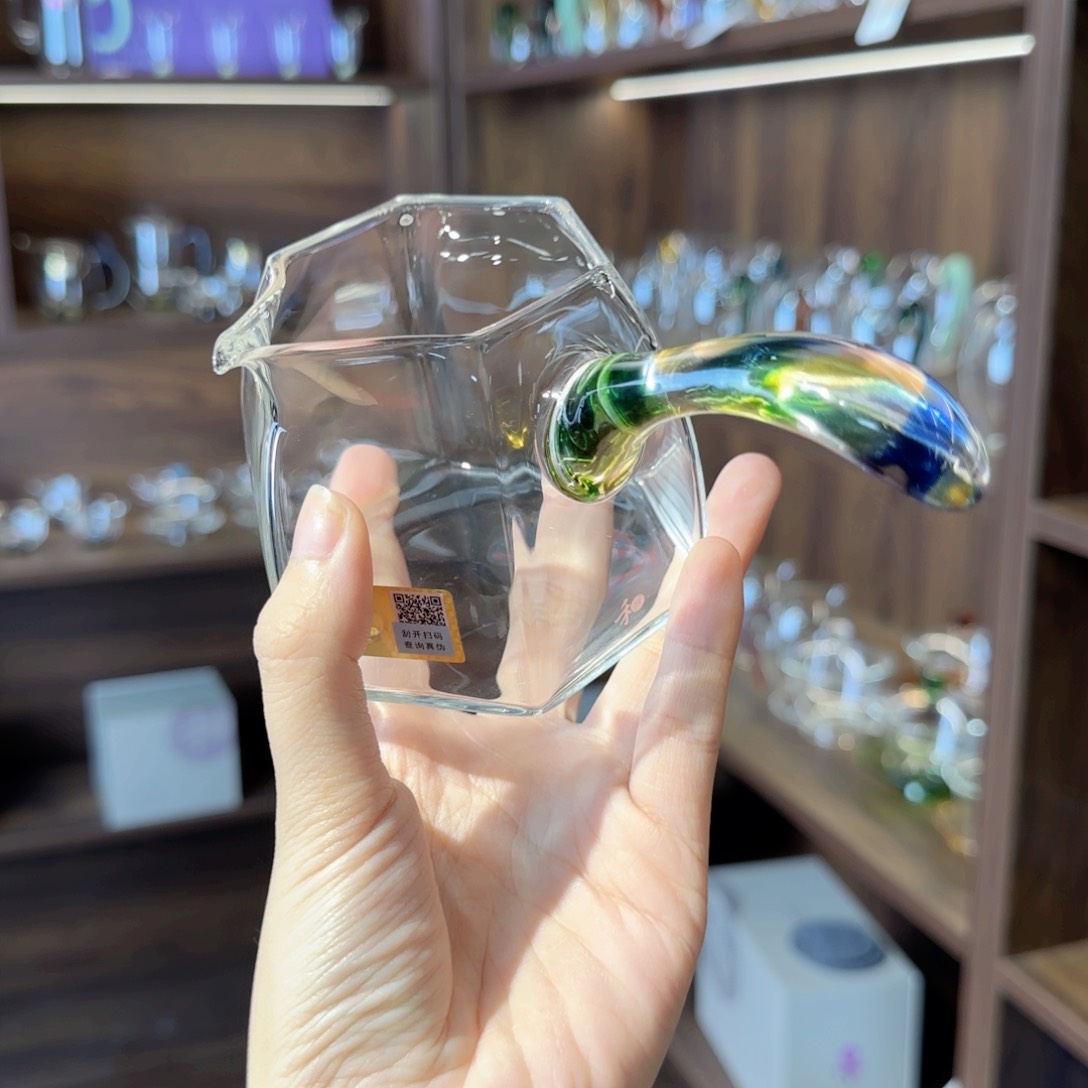 禾器棱然迷翠。。。。。