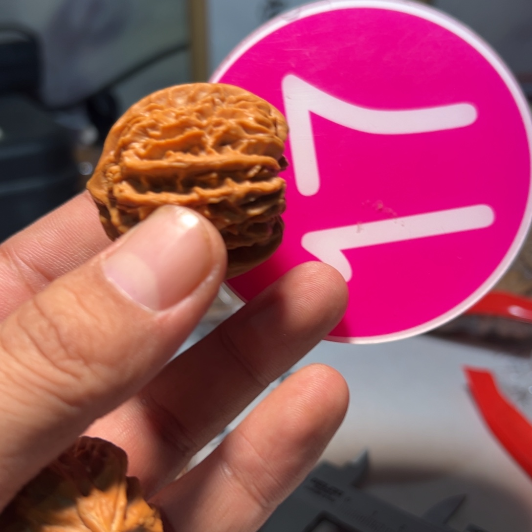 王***一文玩核桃，粉色17号