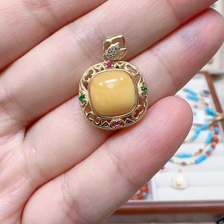 蜜蜡吊坠(不含链)银S925镶嵌吊坠