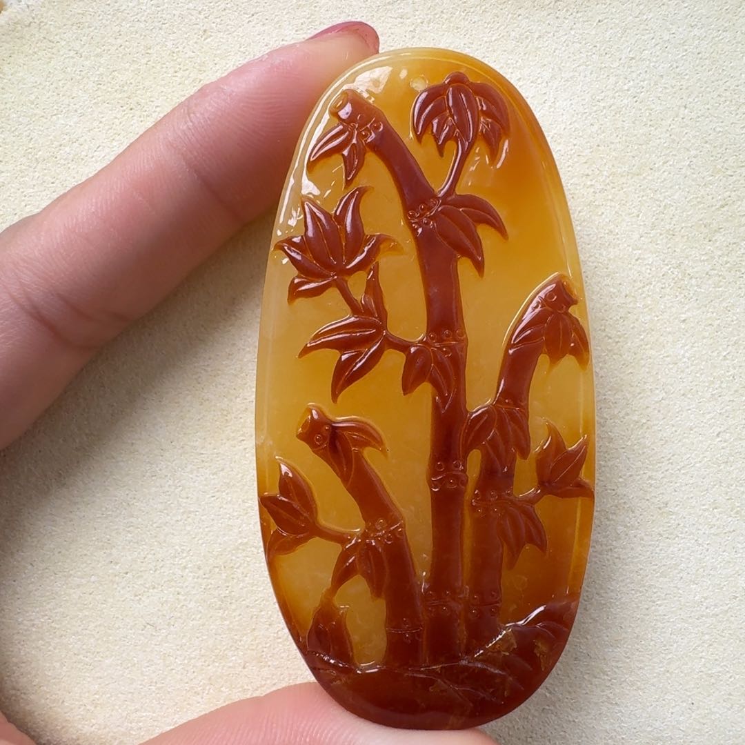 蜜蜡吊坠(赠链)未镶嵌