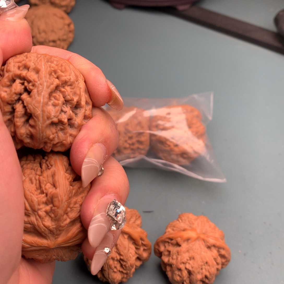 文玩核桃把件粗筋4445