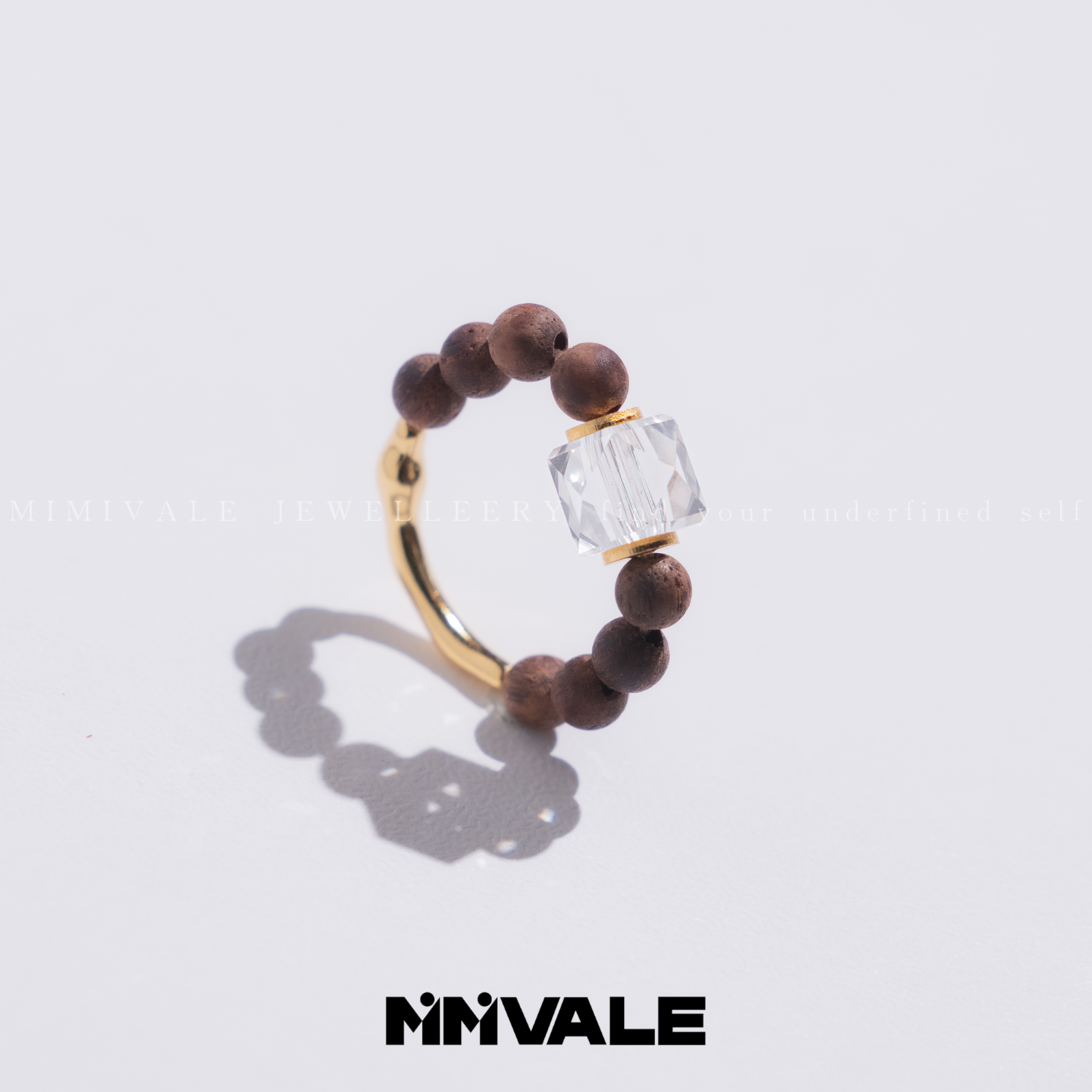 秘密山谷【金灿灿】原创锦字塔切白水晶黄油麻丝降真香戒指MMSG8400