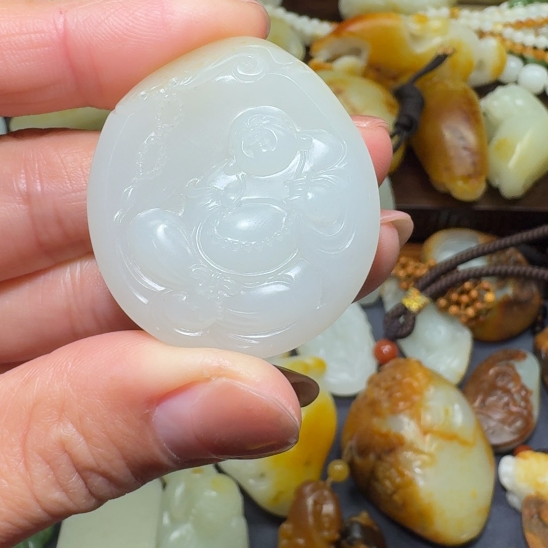 和田玉（子料）未镶嵌挂件