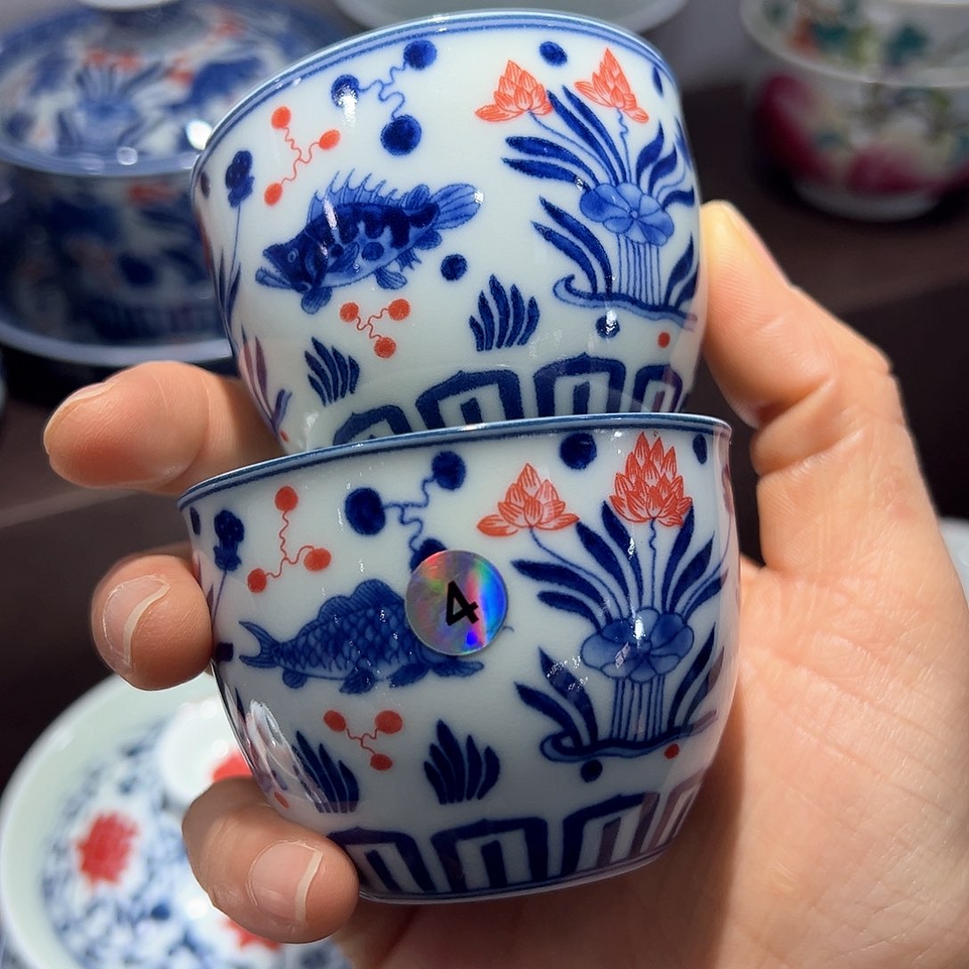 七七景德镇等着景德镇瓷器收藏家