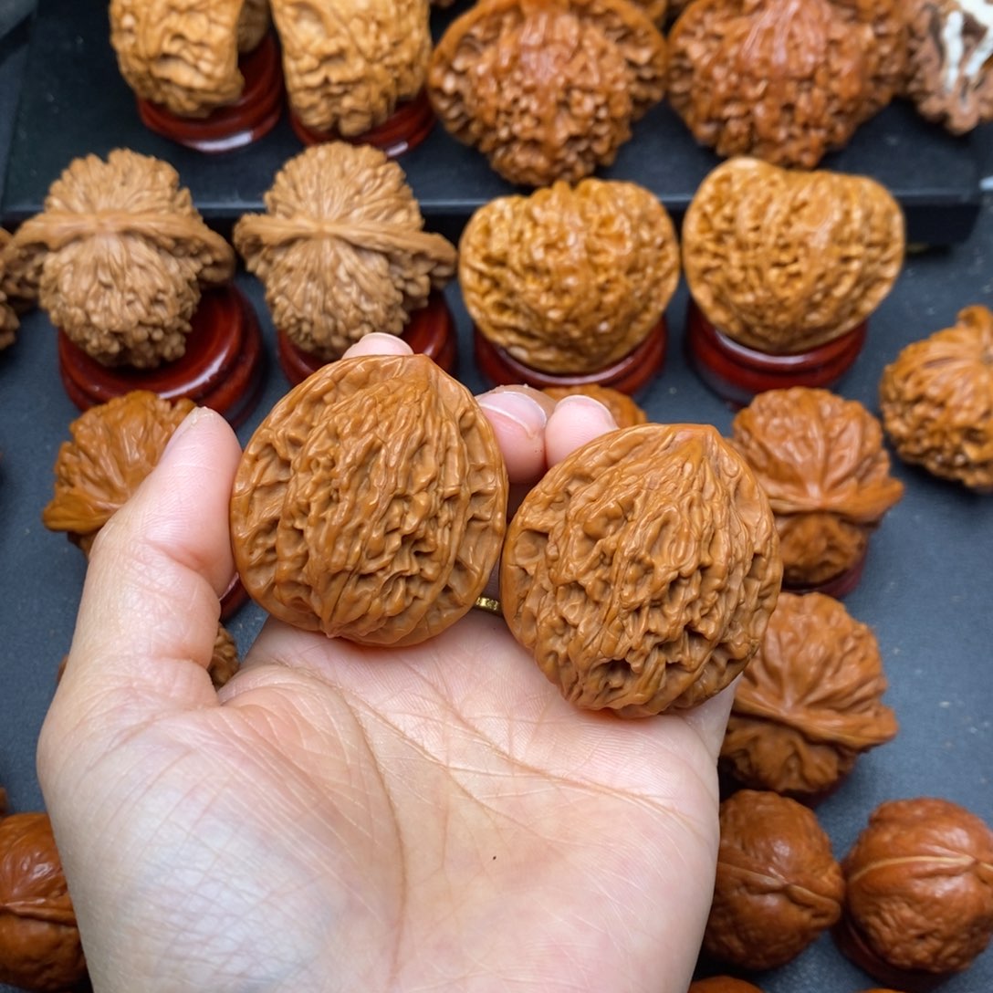 文玩核桃把件39虎头