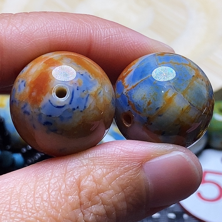 卖***）玛瑙/玉髓未镶嵌颈饰