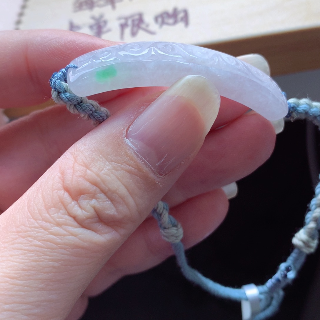 翡翠颈饰未镶嵌吊坠