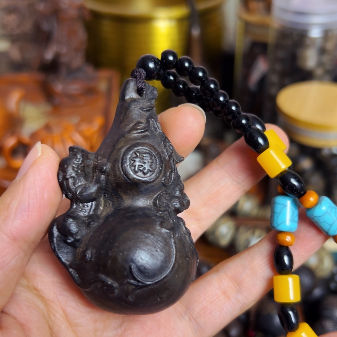 檀香木年货节福利活动文玩手串摆件把件