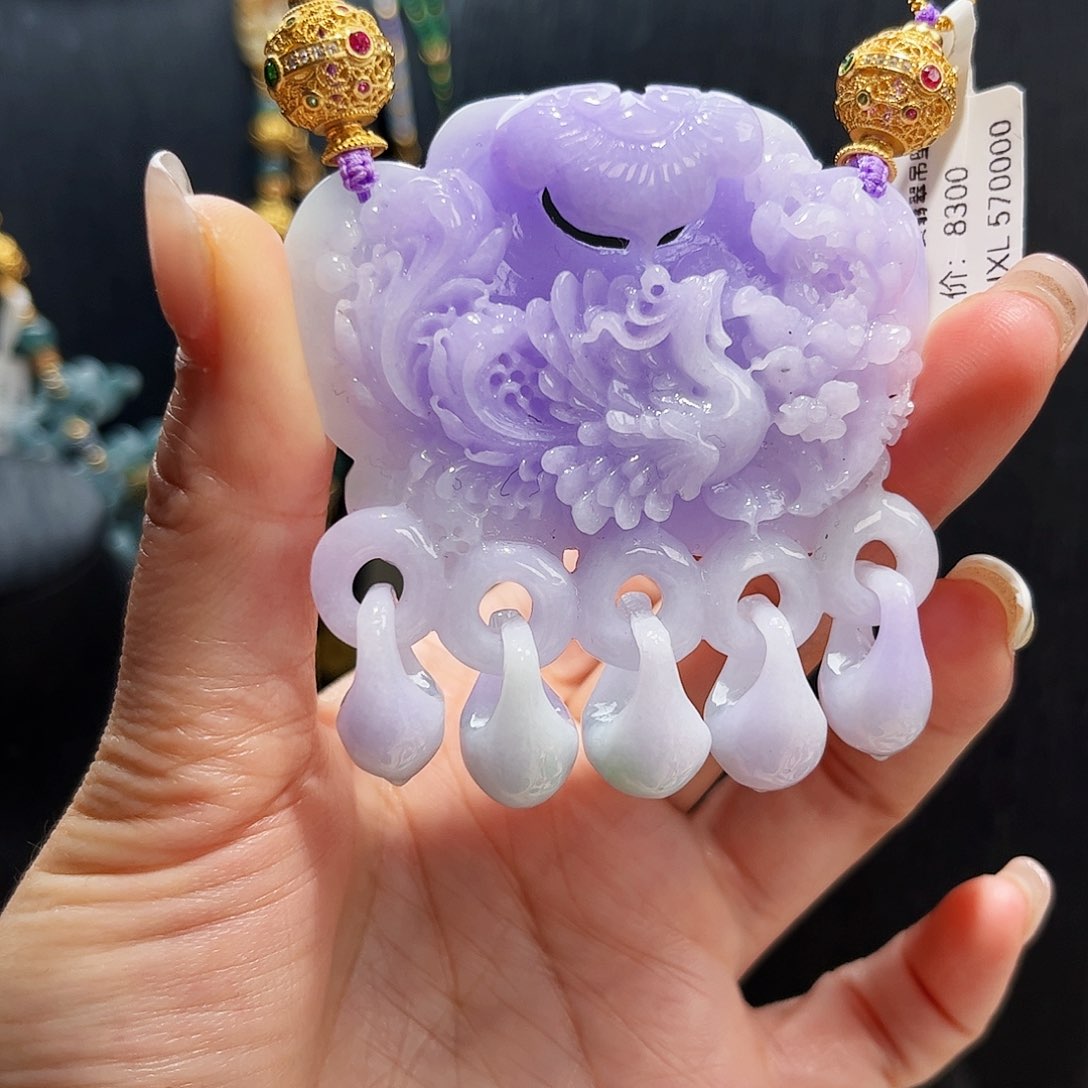 【闪购商品】翡翠吊坠(赠链)未镶嵌福利