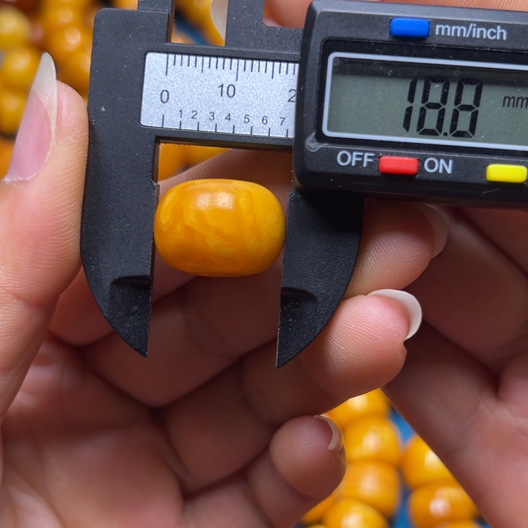 蜜蜡吊坠(不含链)未镶嵌