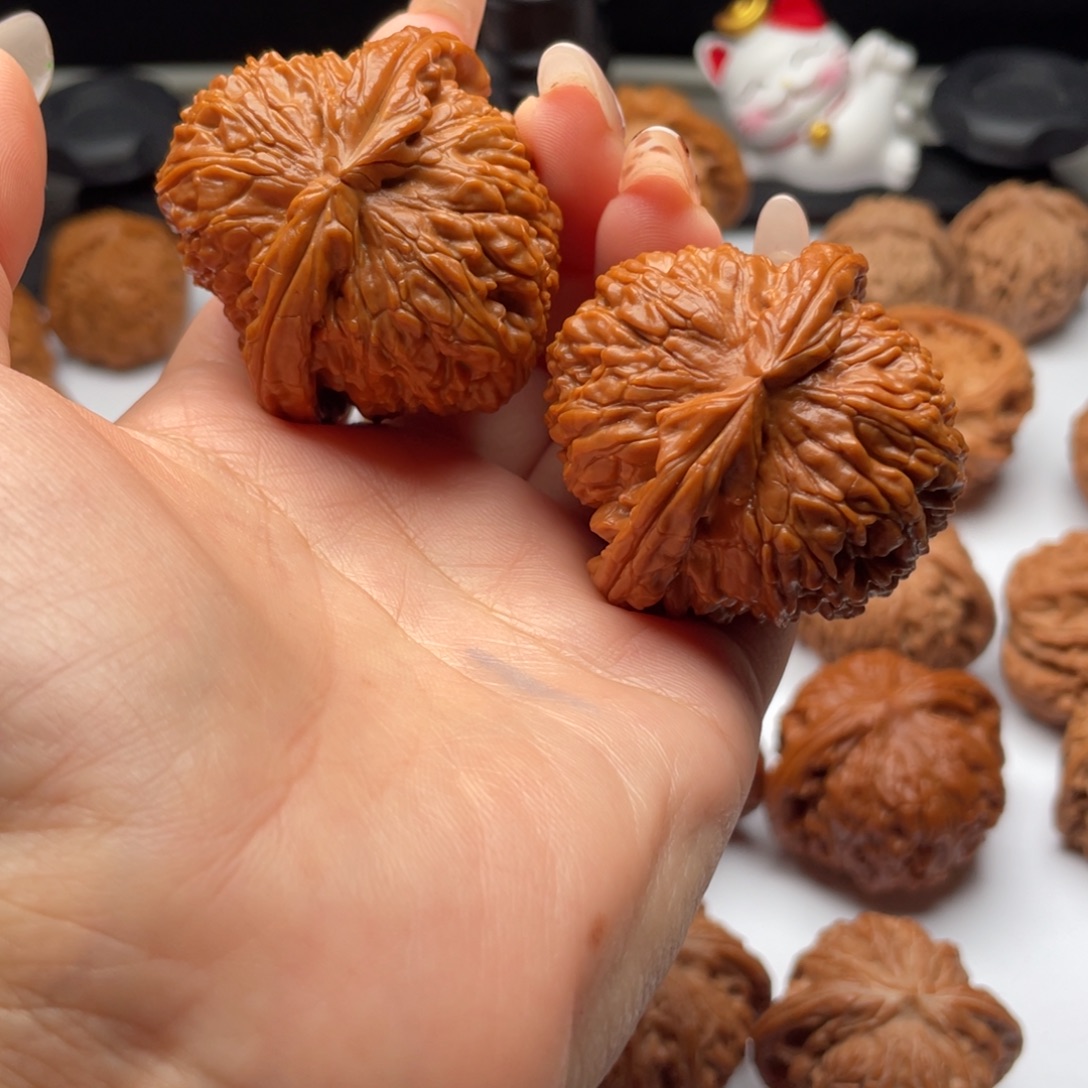 文玩核桃白狮子44