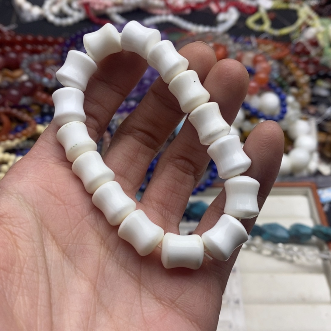 玛瑙/玉髓未镶嵌珠宝半成品一条天然10mm+车贝壳竹节手链