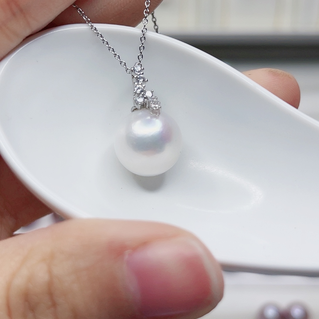 淡水珍珠吊坠(赠链)未镶嵌