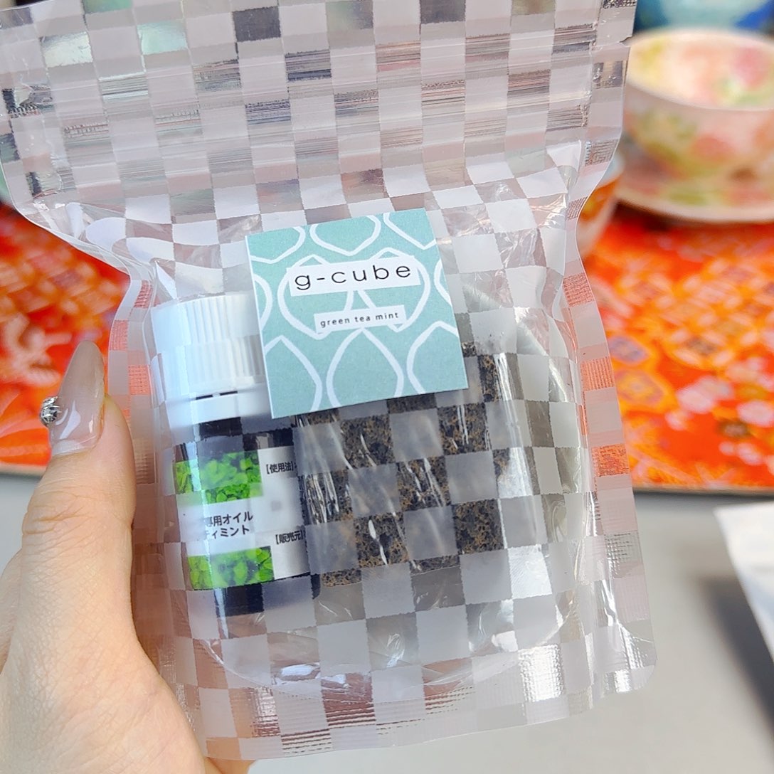 他家茶具瓷器真美！