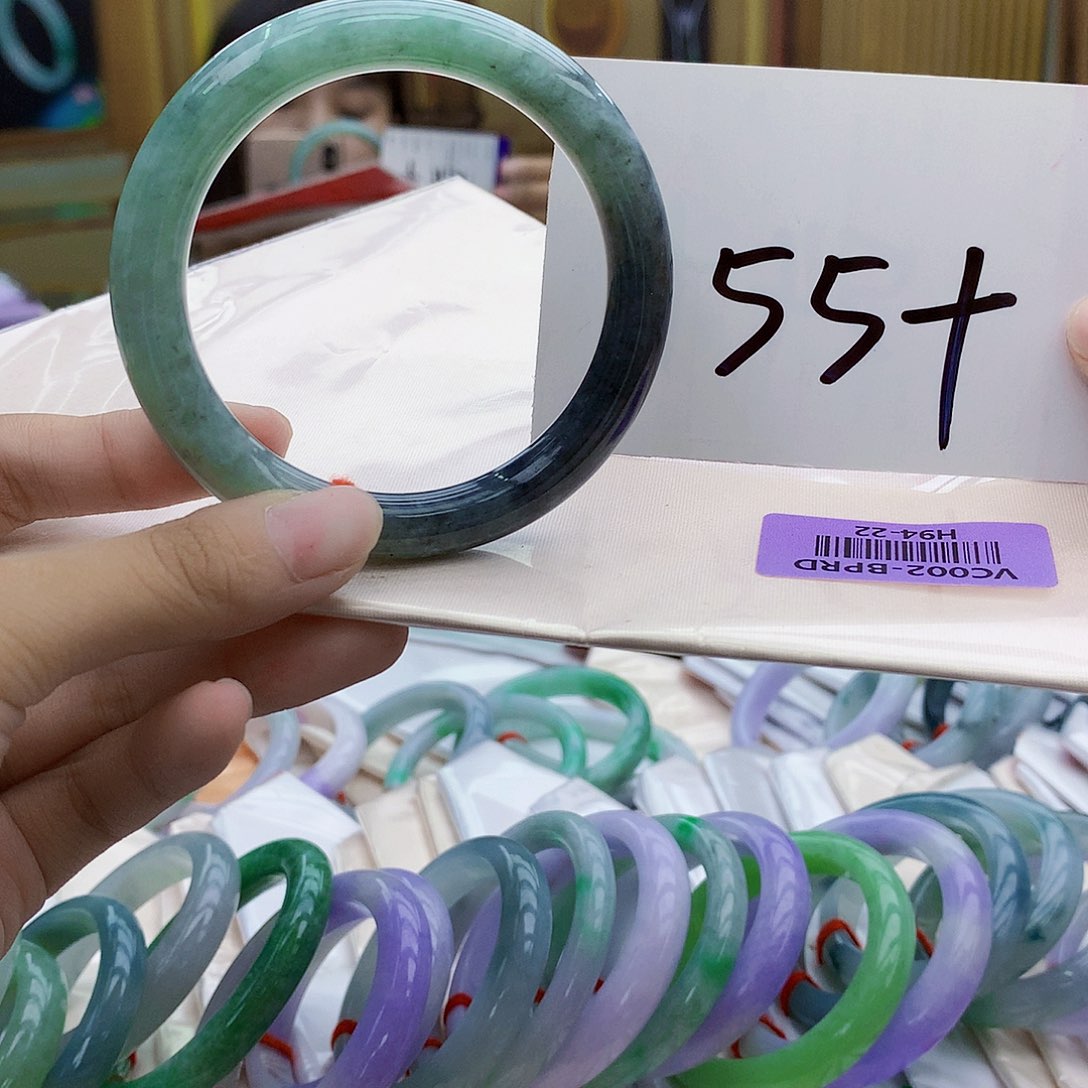 未镶嵌手镯翡翠vgv