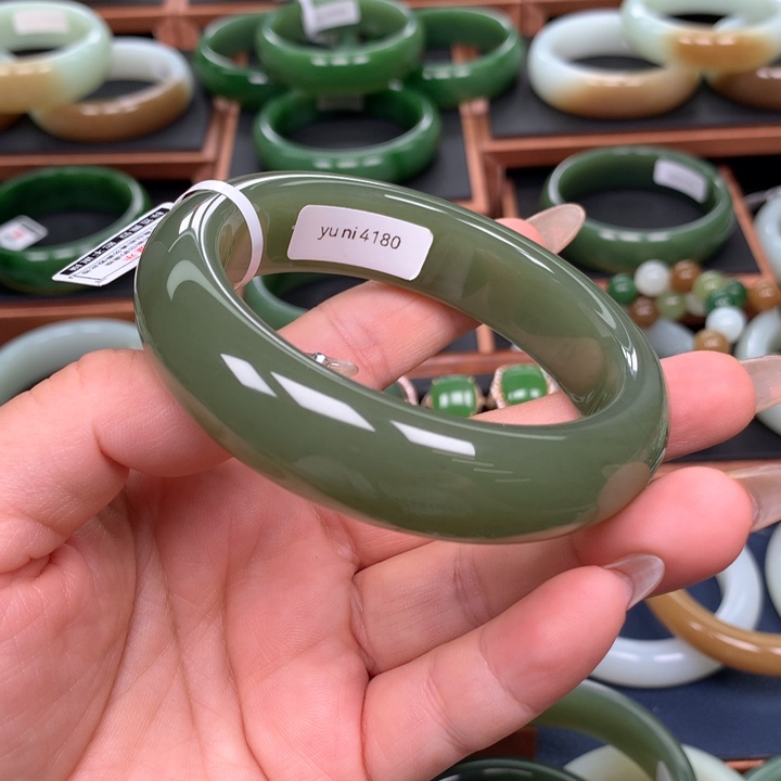 和田玉6061圈口未镶嵌