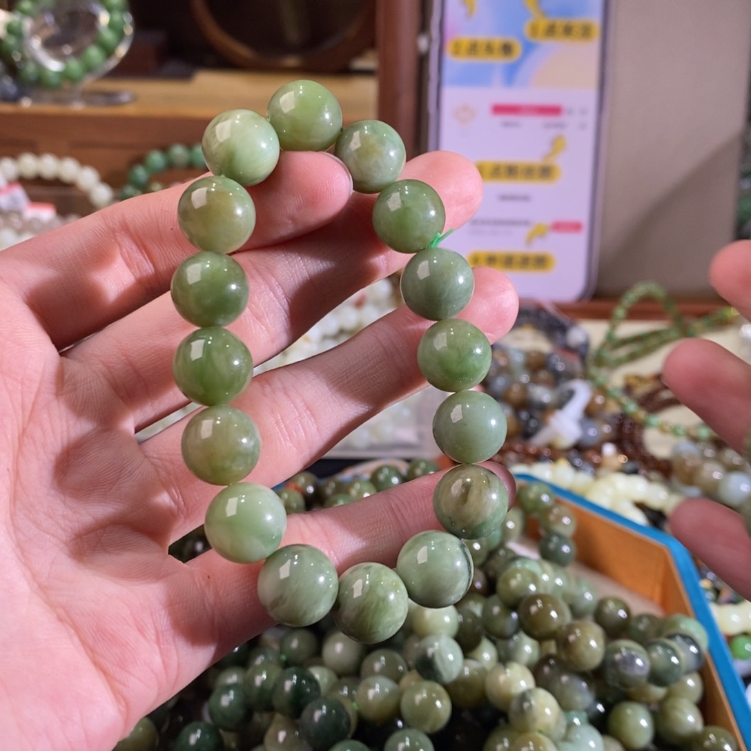 和田玉手链未镶嵌