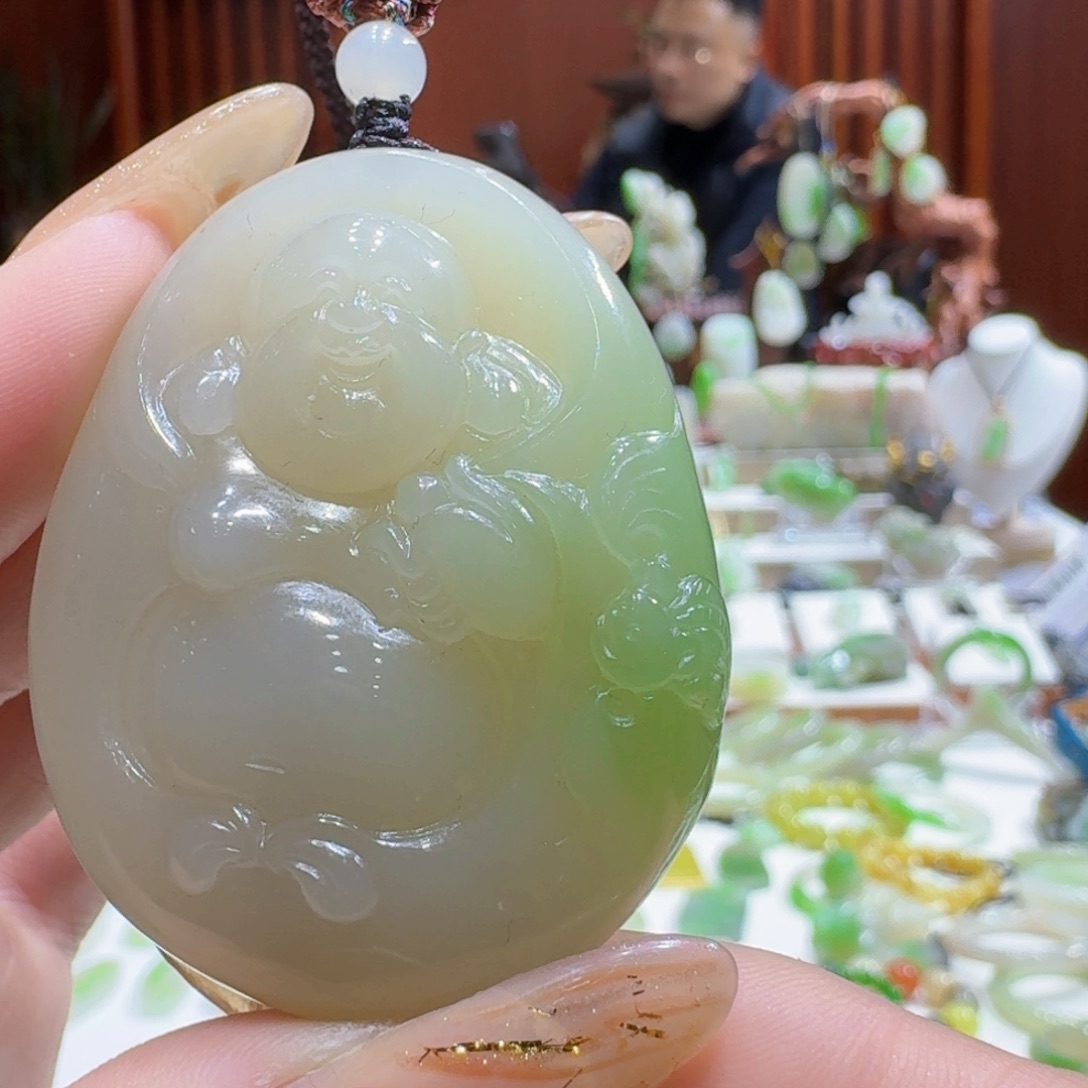 和田玉翠青冰底佛未镶嵌