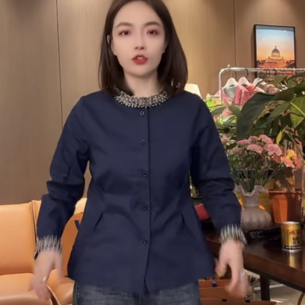 秋季民族风收腰长袖女士弹力衬衫高级感大码裙摆上衣重工钉珠长袖