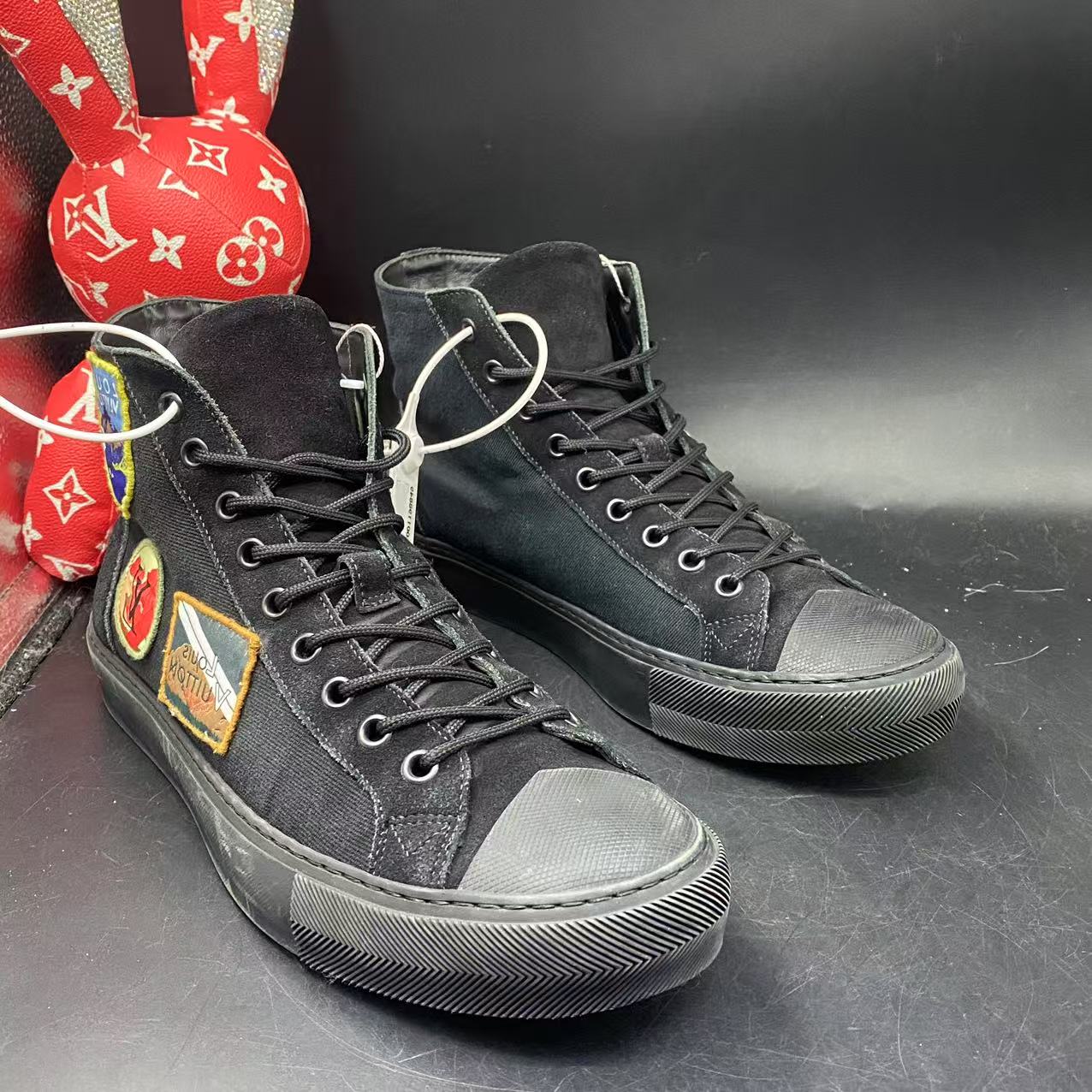 95新 LouisVuitton/路易威登 【聚星优选】黑高帮板鞋41.5码kke134