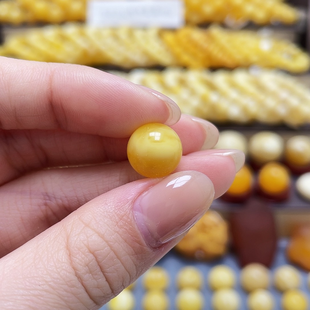 琥珀裸石未镶嵌蜜蜡圆珠11.4mm微瑕