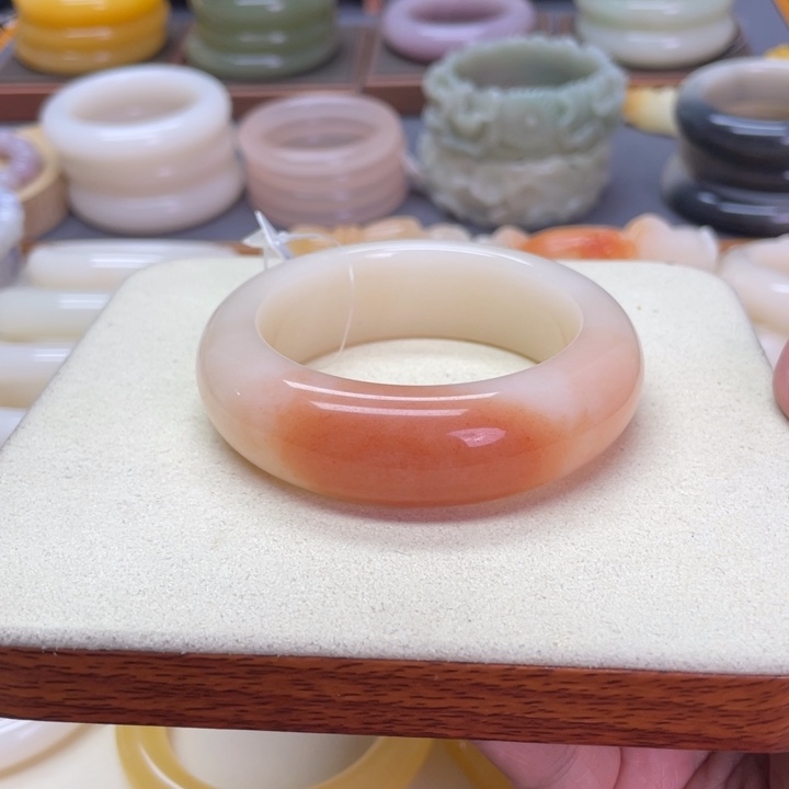 未镶嵌石英岩玉珠宝奇石?****?