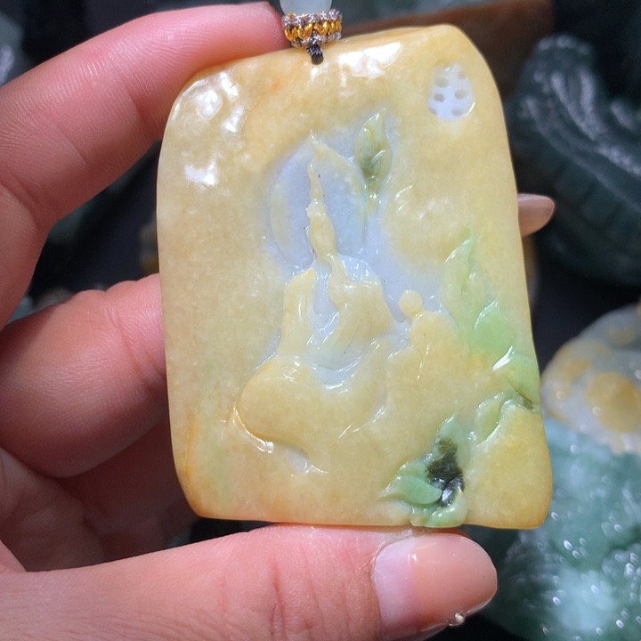 翡翠未镶嵌颈饰保真天然A货翡翠