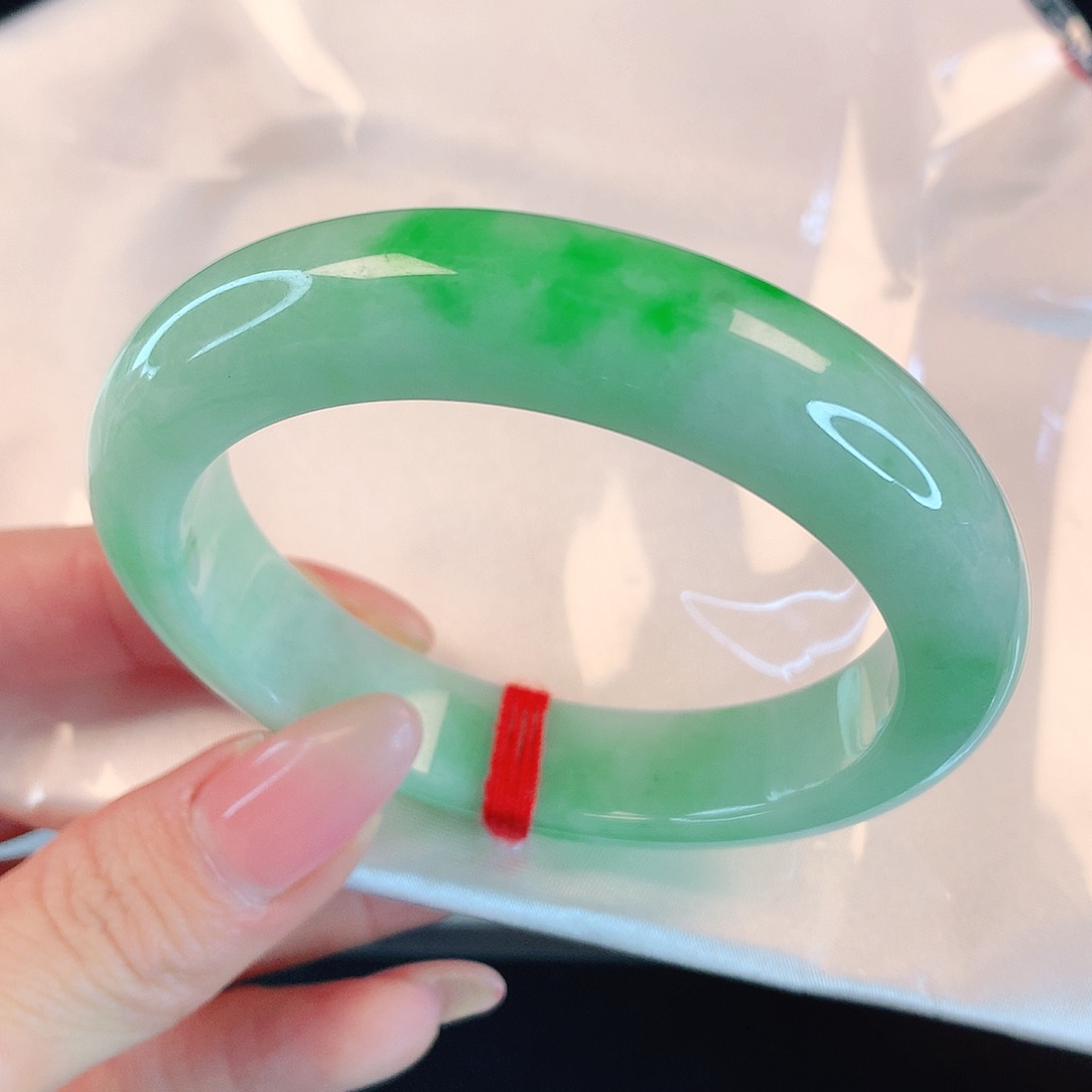 翡翠手镯未镶嵌5104翡翠